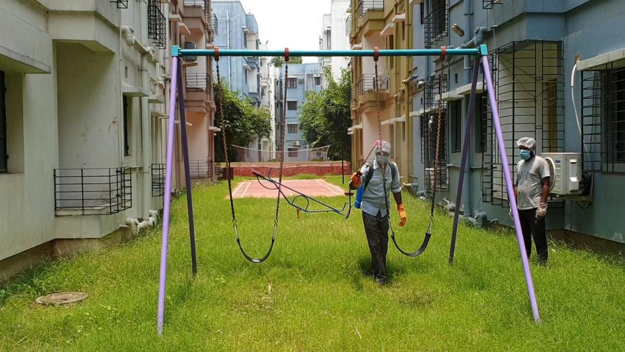 Hotel Panthashala Santiniketan à Sri Niketan Extérieur photo